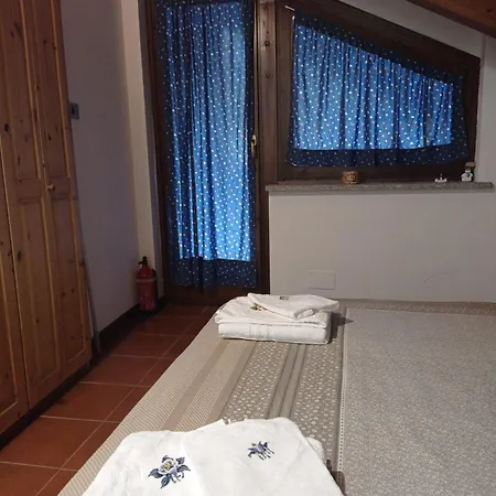 Con Box Auto E Ripostiglio Sci