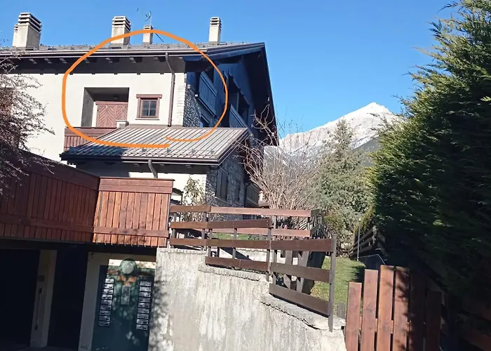 Con Box Auto E Ripostiglio Sci Oulx