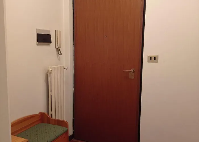 Con Box Auto E Ripostiglio Sci Appartement