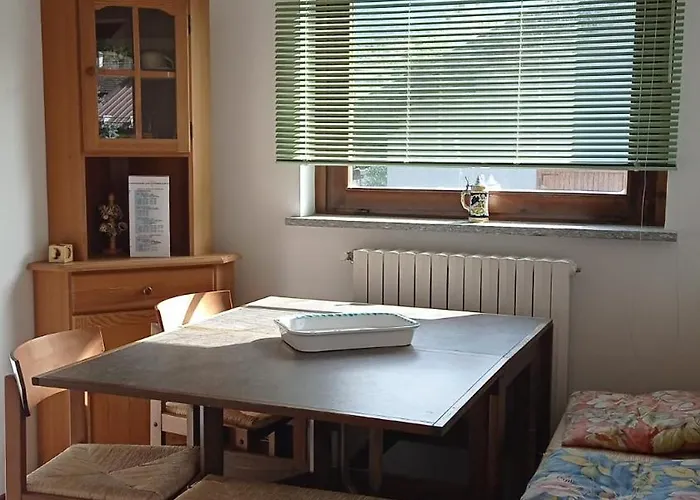 Con Box Auto E Ripostiglio Sci *